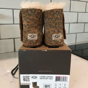 Baby uggs leopard